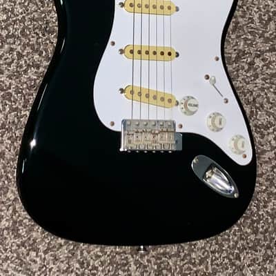 1988 Squier by fender MIJ Standard Stratocaster  with Maple Fretboard  electric guitar made in japan image 4