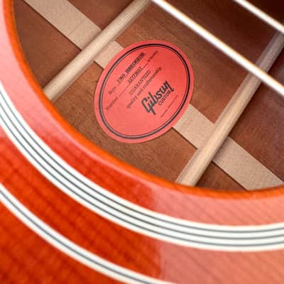 Gibson Custom Shop Historic 1960 Hummingbird with Fixed Bridge 2020 - Present - Heritage Cherry Sunburst - in a beautiful VOS finish image 4
