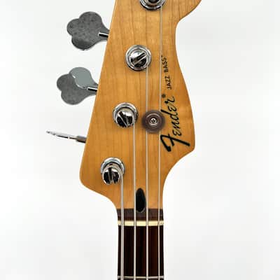 Fender Jazz Bass 2009 - Sunburst w/ Fender Hard Shell Case image 8