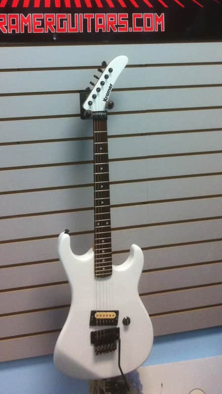 Kramer Baretta (Holy Grail) 1983 White image 1
