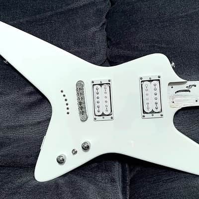 MINT NOS 2014 KRAMER VOYAGER (ALPINE WHITE) LOADED BODY - TUNE-O-MATIC BRIDGE, SD JB / JAZZ PICKUPS image 1