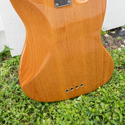 Sire v5  LEFT-HANDED 2nd gen. bass  Alder/ Roasted Maple 4-string image 12