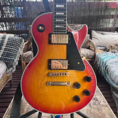 Gibson Les Paul Custom 2012 - 2018 - Heritage Cherry Sunburst image 2