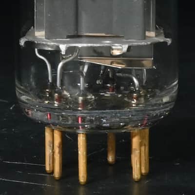 1x NOS 1969’s SIEMENS E280F Top Ring Getter Golden Pin Made in Germany Amplitrex Tested image 5