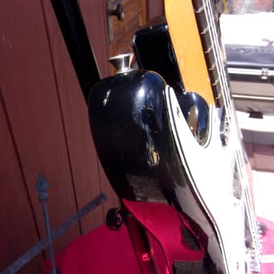 UPDATE: MIJ Squier LEFTY Strat, E6 serial, Duncan's, one knob, OG block/tuners, no stripe, Cipollina image 19