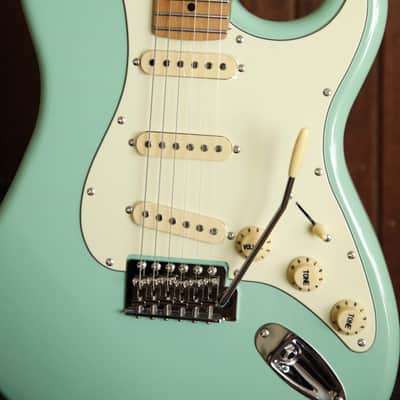 Jet Guitars JS-300-SFG Sea Foam Green Electric Guitar image 3