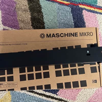 Native Instruments Maschine Mikro MKIII 2017 - Black image 4