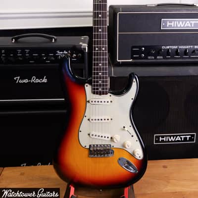 1964 Fender Stratocaster Sunburst image 2