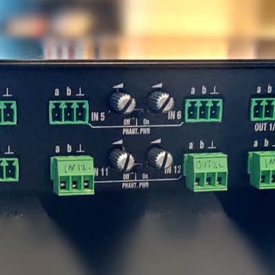AKG DMM12BC Digital Microphone Mixer image 4