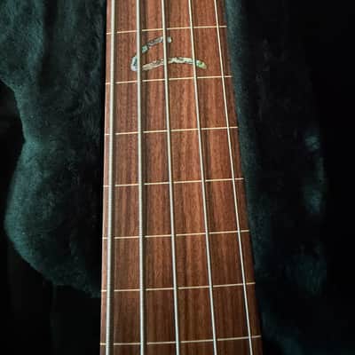 NEW Peavey Cirrus Five String Fretless Late 90's - Deep Ruby Red transparent Polyester/urethane image 2