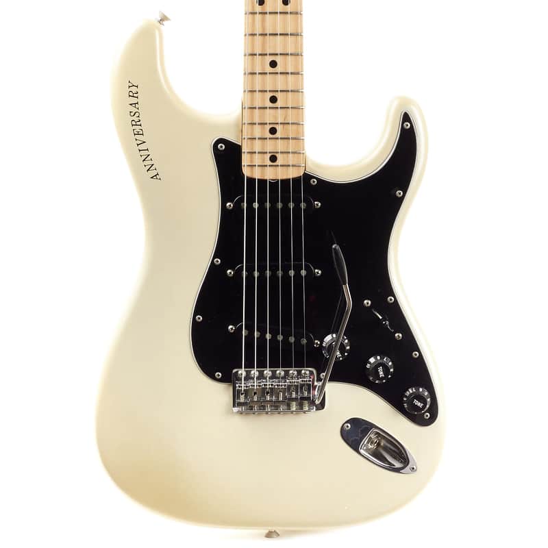 ギター FENDER USA 25th Anniversary Stratocaster Fender 25th Anniversary Stratocaster (1979 - 1980) | Reverb