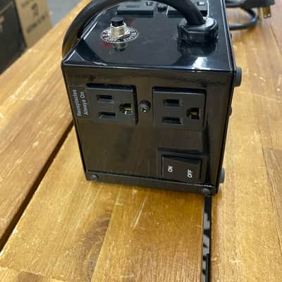 ZeroSurge 8R15W - 8 Outlet Plug-in Surge Protector image 4