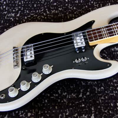 1964 Hofner 185 Solid Bass image 4