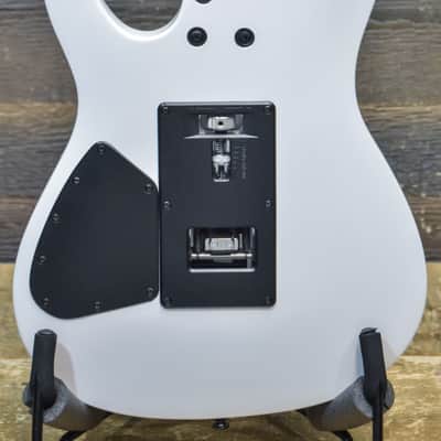 Ibanez S570B S-Series HSH Infinity Pickups White El. Guitar w/Bag - #120701722 image 4