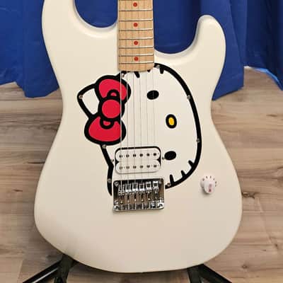 Squier Hello Kitty Stratocaster 2024 - 2025 - White image 1