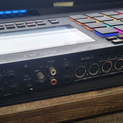 Akai MPC Live II Standalone Sampler / Sequencer 2020 - Present - Black image 3