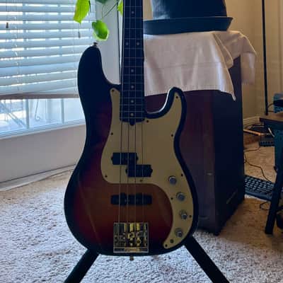 Fender American Ultra Precision Bass with Rosewood Fretboard 2019 - Present - Ultraburst image 1