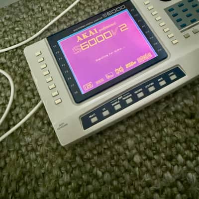 Akai S6000 MIDI Stereo Digital Sampler 1999 - White image 7