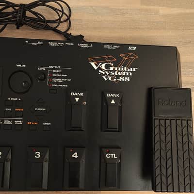 ROLAND Guitar System VG-88 + ROLAND GK-2A