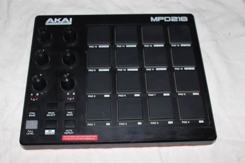 Immagine Akai Professional MPD218 - USB MIDI Controller - 1