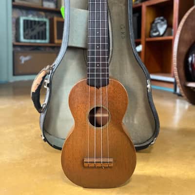 Vintage 1930s Martin Style 0 Soprano Ukulele w/ Vintage Clipboard Case image 1