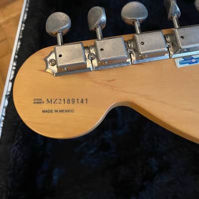 Fender Tom DeLonge Artist Series Signature Stratocaster 2002 - 2003 - Surf Green image 6