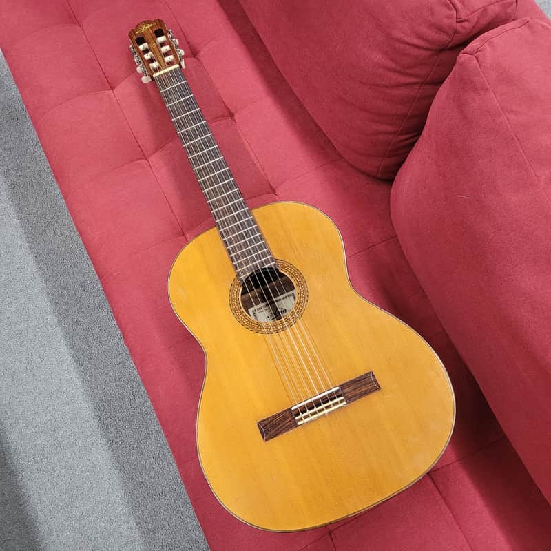 Aria  A555 Classical Guitar Made in Japan - Natural image 1