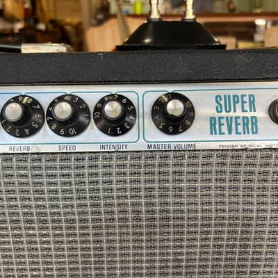 Vintage 1980 Fender Super Reverb Silverface 70 W 4x10" Guitar Combo Tube Amplifier w foot switch image 9