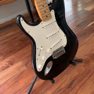 Fender Stratocaster 2009 - Black image 2