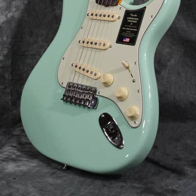 Fender American Vintage II 61 Stratocaster Reissue 2026 Seafoam Green w Deluxe case & FAST Shipping image 6