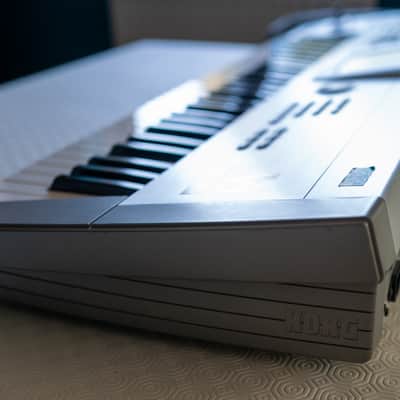 Korg Trinity V3 61-Key 32-Voice Polyphonic Workstation 1998 - Silver image 11