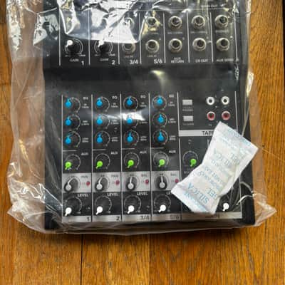 Mackie Mix8 8-Channel Compact Mixer 2015 - Present - Black image 2