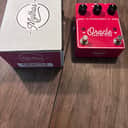 Mythos Pedals Oracle Analog Echo 2024 - Red