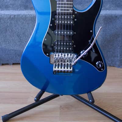 ぴよこさん YAMAHA スーパー・ストラトスタイル RGZ321P YAMAHA guitar Super Stratocaster Style RGZ321P Musical Instruments