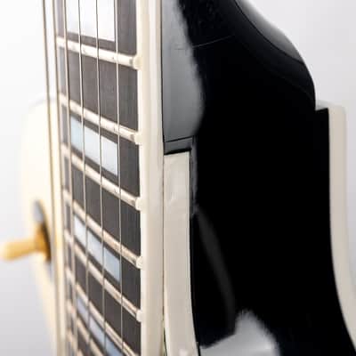 Gibson Les Paul Custom 70s, Buttercream Top | Demo image 18