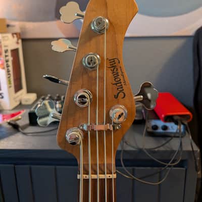 Sadowsky Sadowsky MetroExpress 21-Fret Hybrid PJ 5-string Bass 2025 - Piano Black image 3
