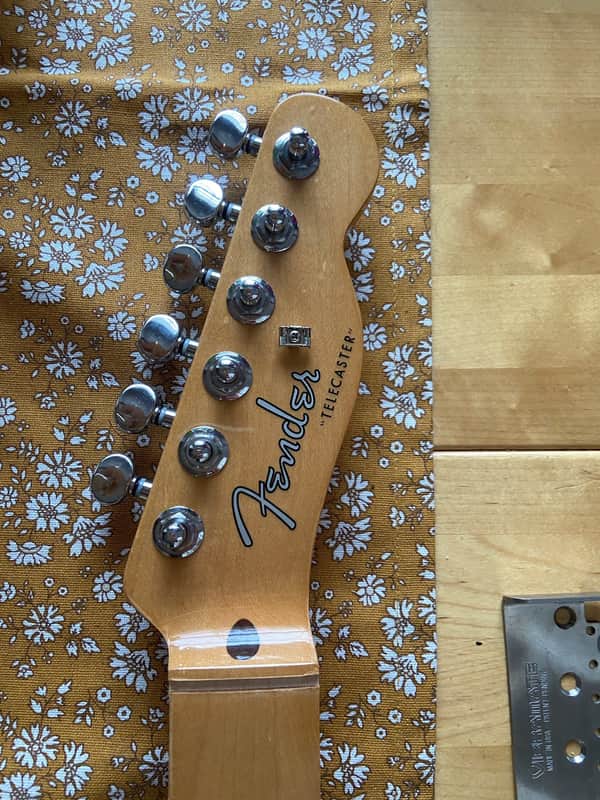 Fender Baja Telecaster V-Neck 2011 - maple image 1