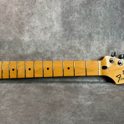 Fender Standard Stratocaster Loaded Neck Maple Fretboard 2012 image 2
