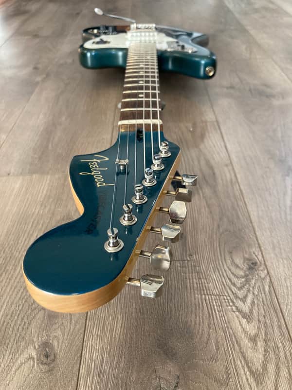 Fender Squier Jaguar - Lake Placid Blue/Sherwood Green John