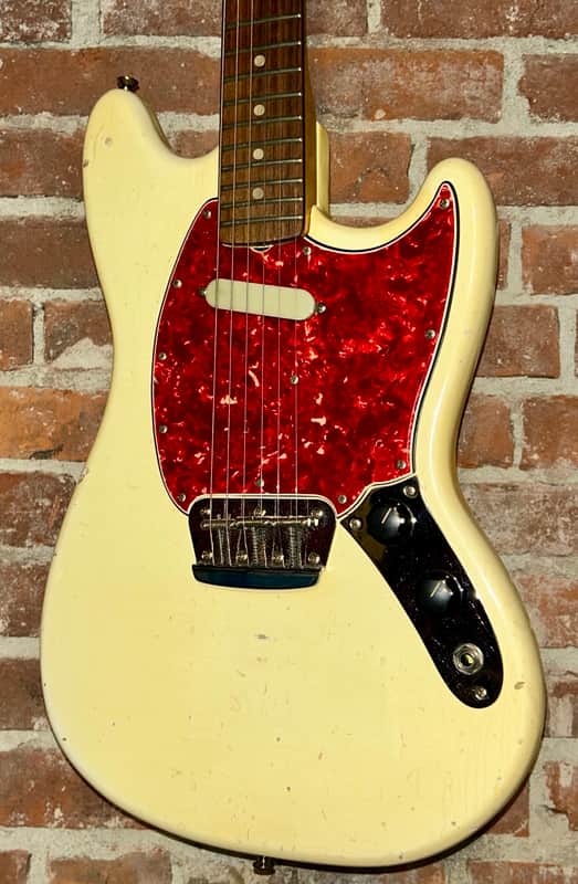 1965 Fender Musicmaster II with Rosewood Fretboard - Olympic White image 1