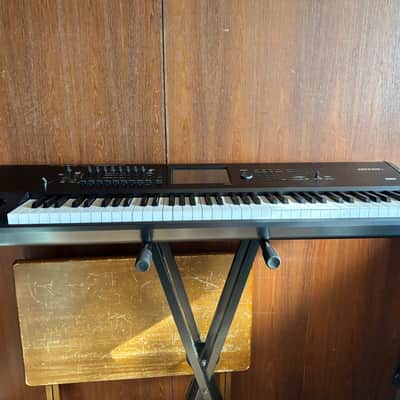 Korg Kronos X 73 Key Workstation Keyboard ver 3.1.4 w/ case image 8