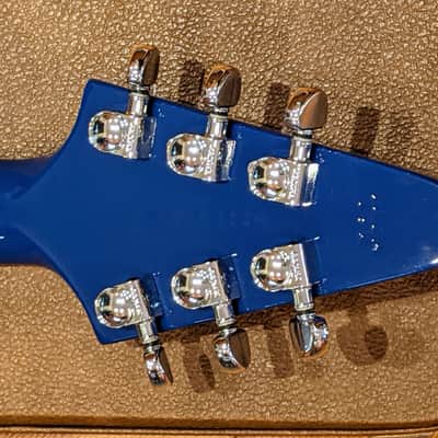 Gibson 1999 Flying V98 Hard Rock Limited 1 of 25 Blue Guitar w/OHSC & Shirt, RARE, EXC Condition! image 11