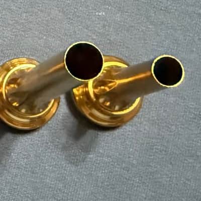 Lotus 7M2 - Gold finish image 4