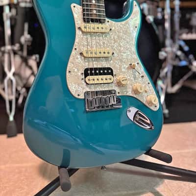 Fender 2017 American Elite Fender Strat 2017 - Blue image 1