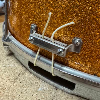 Slingerland 15x11" Snare Drum 1970s - Gold Sparkle image 5