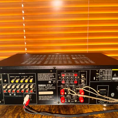 Vintage Yamaha RX V492 receiver image 2