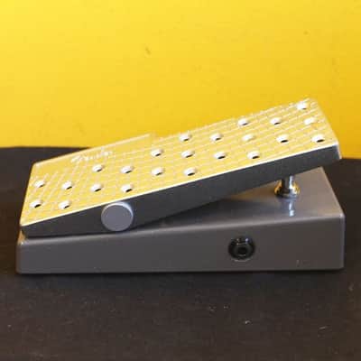 Fender EXP-1 Expression Pedal for Fender Mustang Amps and Multi-Effect Units image 2