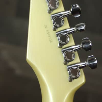 Fender Katana 1985 White image 17