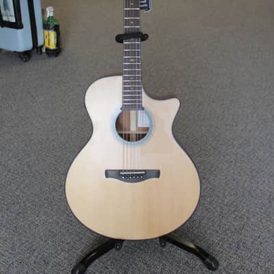 Ibanez AE410 2022 - Present - Natural image 2