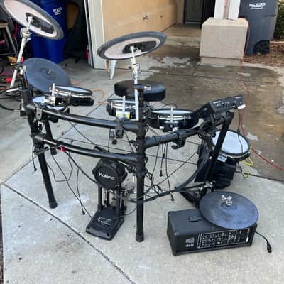 Roland TD-25KV V-Drum Kit with Mesh Pads
